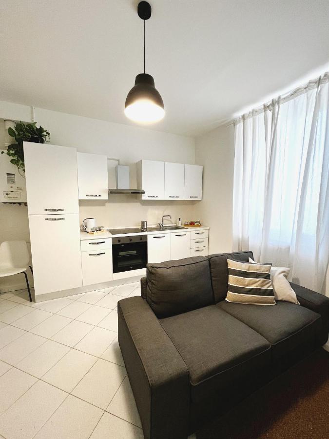 Daisy Homes #2 มอนซา ภายนอก รูปภาพ